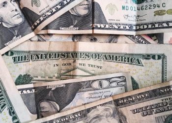 US Dollar losing ground as fear over coronavirus spreading into US