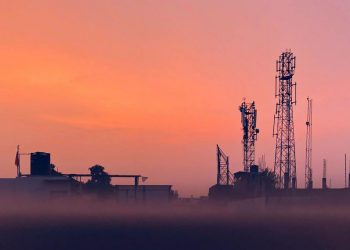 Oil price fall to the lowest level in more than 20 years