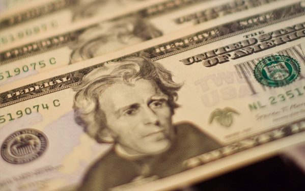 US Dollar once again fulfilling its role of safe haven, rising while Euro retreats