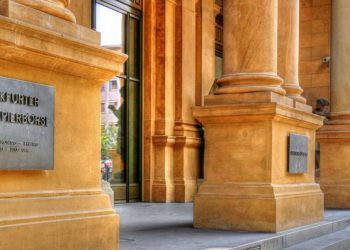 European stock markets opened lower as risk appetite wanes