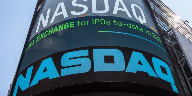 Nasdaq Technical Analysis – Bearish Patterns Play Out